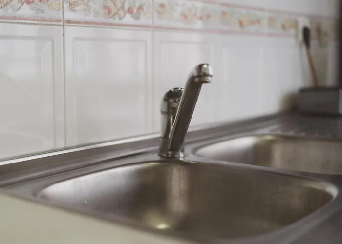 Apartment 20 - Lovely - *